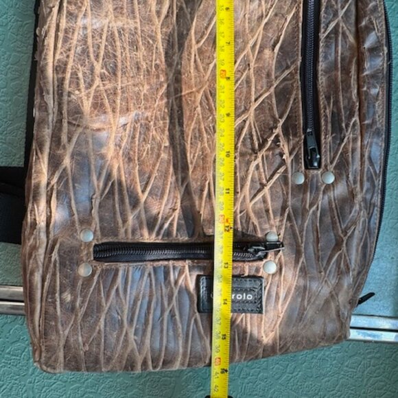 Brown embossed Leather crossbody/backpack/handle by Uberolo - Picture 9 of 10